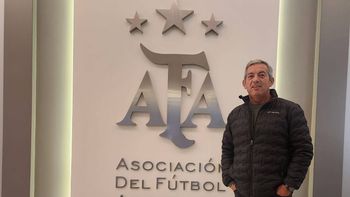 Bastías estuvo en la AFA. La importancia de tener presencia en la casa madre del fútbol.