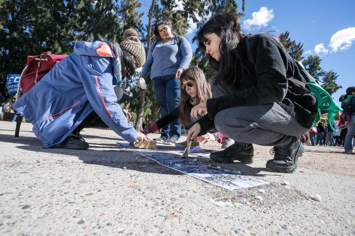 Así se vivió en Cipolletti la marcha por el Día de la Memoria