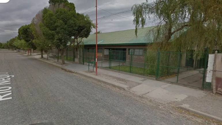 Denunciaron a una mujer por agredir a la maestra jardinera de su hijo