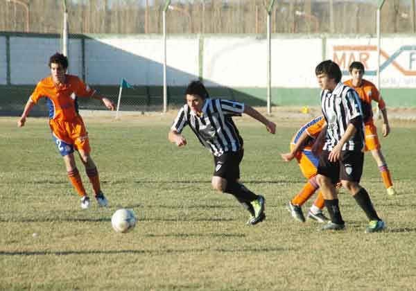 Cipolletti y San Martín finalistas de inferiores