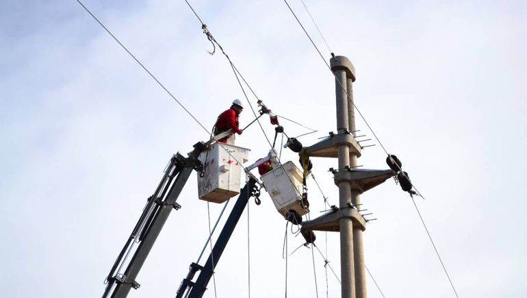 El servicio eléctrico será restablecido progresivamente a partir del mediodía.