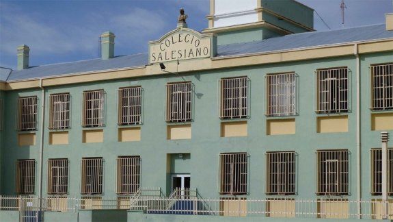 Las manosearon y les dijeron que fue porque tenían polleras cortas