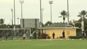 napoleon la clavo en el angulo: el golazo de gallardo en la practica