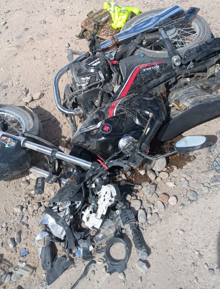 La moto, una Gilera 150 cc, qued&oacute; totalmente destruida.