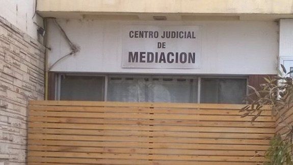 El Centro Judicial de Mediación funciona en calle Sarmiento, casi San Martín.
