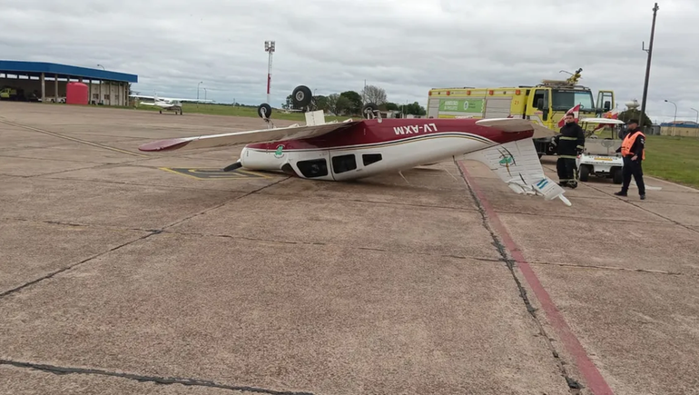 Flybondi produjo el vuelco de una avioneta en Corrientes