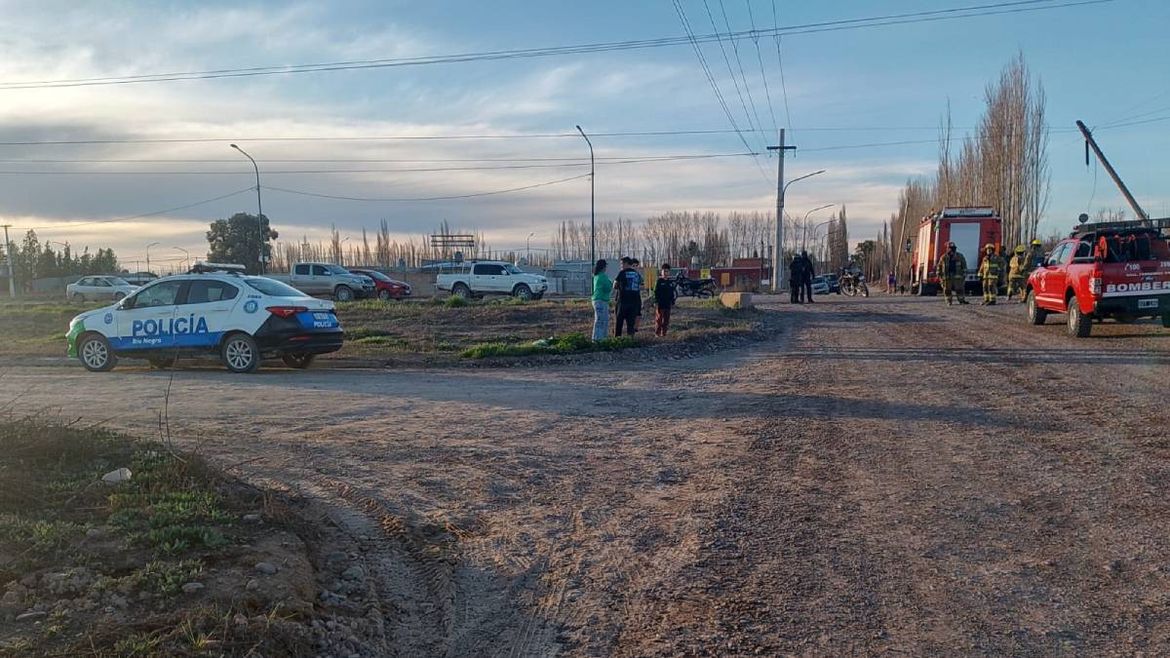 Una imagen del lugar donde ocurrió el hecho. Foto Bomberos Voluntarios de Fernández Oro.