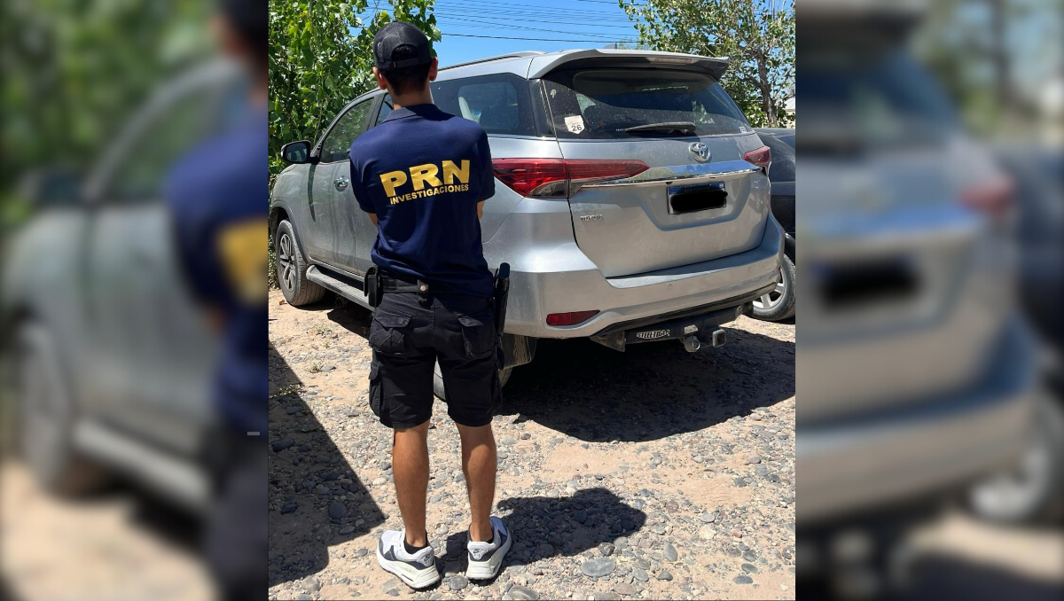 Un rápido y coordinado accionar de la policía rionegrina, logró recuperar la camioneta robada en Cipolletti.