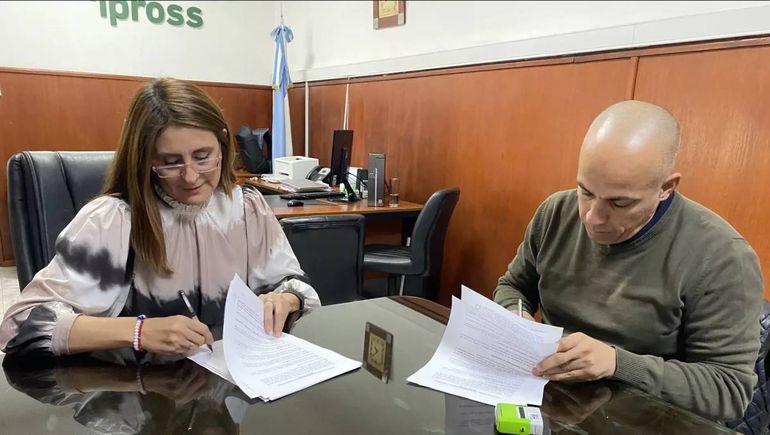 Marcela Ávla renunció al Ipross. La obra social de los estatales busca nueva presidenta.