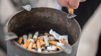 Salud ofrece un servicio de asistencia gratuita a quienes quieren dejar de fumar.