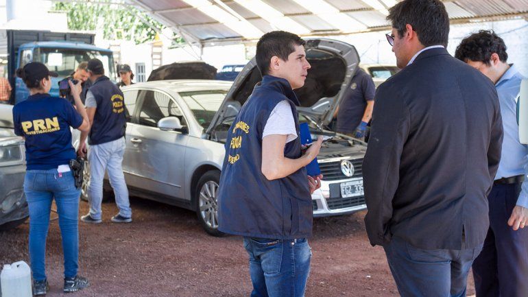 Desbarataron una banda que estafaba a la gente en la compra de autos: hay 5 detenidos