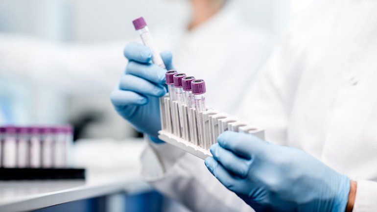 Covid-19: medicamento disminuiría la infección en un 70%