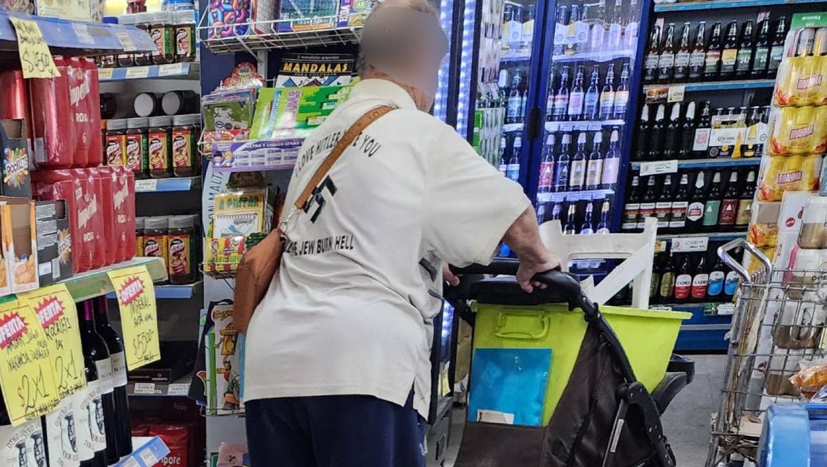 La remera nazi que causó sorpresa en un súper del Alto Valle