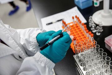 ANMAT aprueba la primera vacuna argentina para COVID