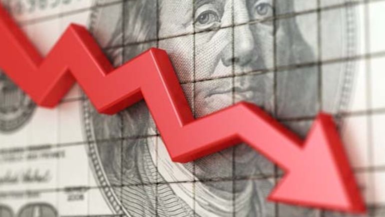 El dólar blue registró el desplome más fuerte del año: bajó 80 pesos