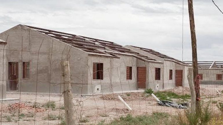 Los albañiles cipoleños necesitan que empiecen más planes de viviendas.