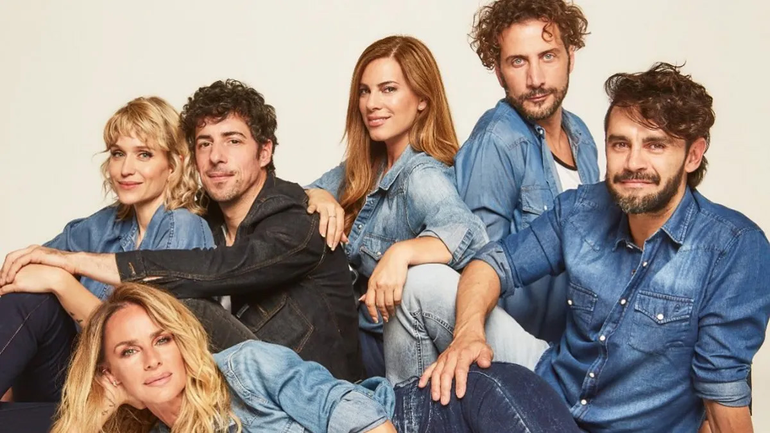 Desnudos revoluciona el Valle de la mano de Brenda Gandini