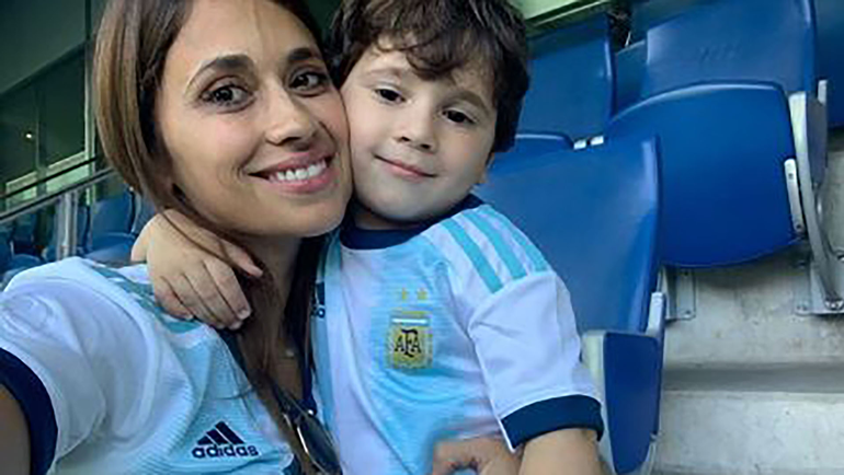 La conmovedora imagen que captó Antonela en el debut de Argentina