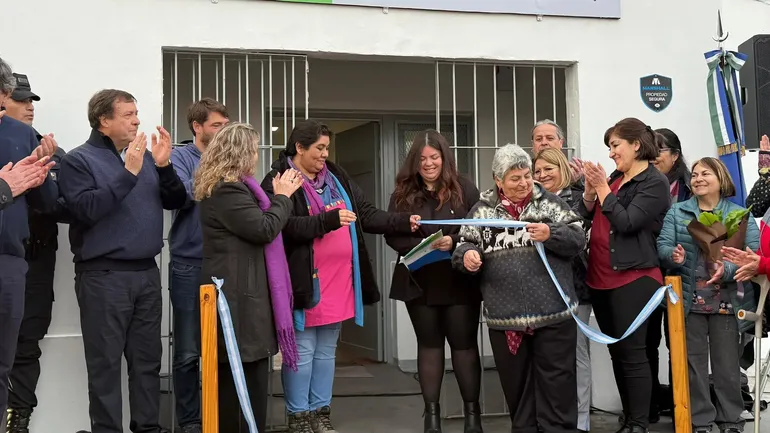 En centro de salud se inauguró esta tarde con presencia de autoridades provinciales y locales.