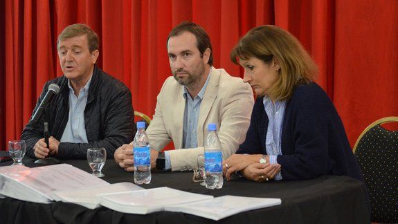 Presentaron el plan director de agua potable para Cipolletti 