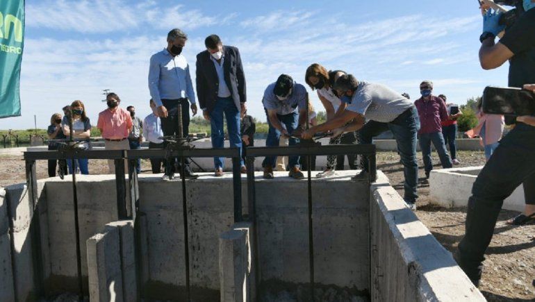 Carreras inauguró la nueva defensa aluvional de Cipolletti