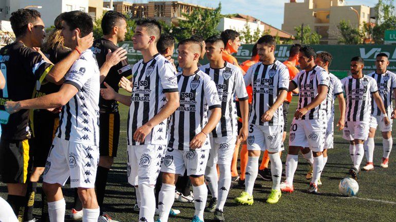 La camiseta de Cipo está en la lista para los donantes de plasma.