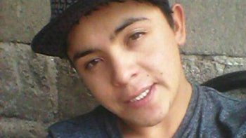 buscan a un joven que salio a comprar y no regreso buscan a un joven que salio a comprar y no regreso