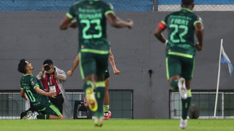 Fabián Sambueza anotó el segundo gol de Atlético Bucaramanga.