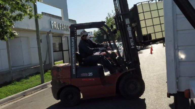Llegaron a Profarse los primeros 10.000 litros de alcohol de pera