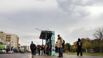 el pronostico para este sabado: ¿afloja el viento y la nieve?