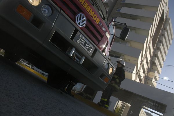 Falsa alarma de bomba en edificio de Cipolletti