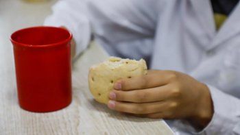 unter asegura que los comedores arrancaron de manera parcial