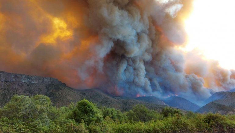Cordillera bajo fuego: incendios ponen en jaque a El Bolsón, El Hoyo y Lago Puelo