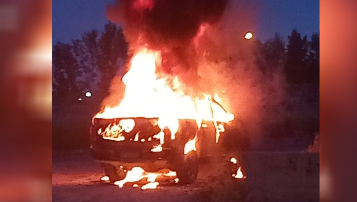 La camioneta usada en el robo en la joyería fue descartada e incendiada