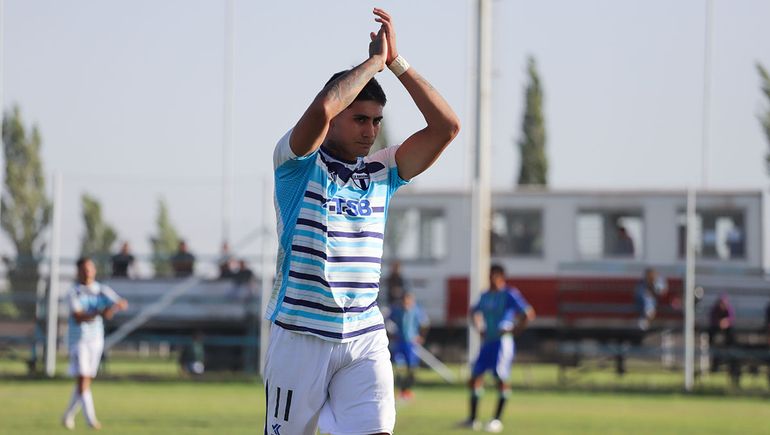 Juárez es uno de los mejores futbolistas de La Amistad y lo volvió a demostrar. 