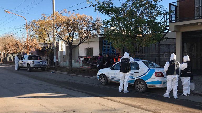 Femidicio: un hombre mató a su melliza de un escopetazo en la cara en el barrio Pichi Nahuel