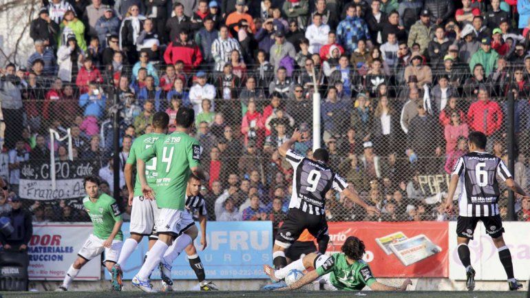 Reviví la pasión albinegra en la primera semifinal contra Gimnasia