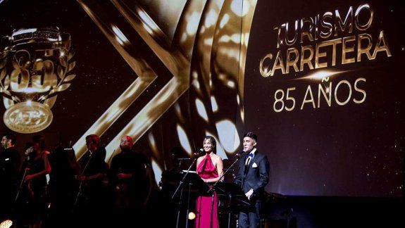 Un piloto se enojó por no estar en la gala del Turismo Carretera en el Teatro Colon