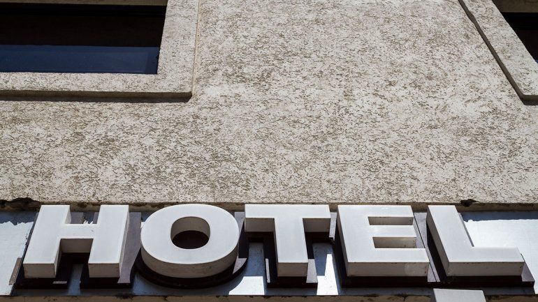 La mujer se hospedó en un hotel de Cipolletti en el 2015.