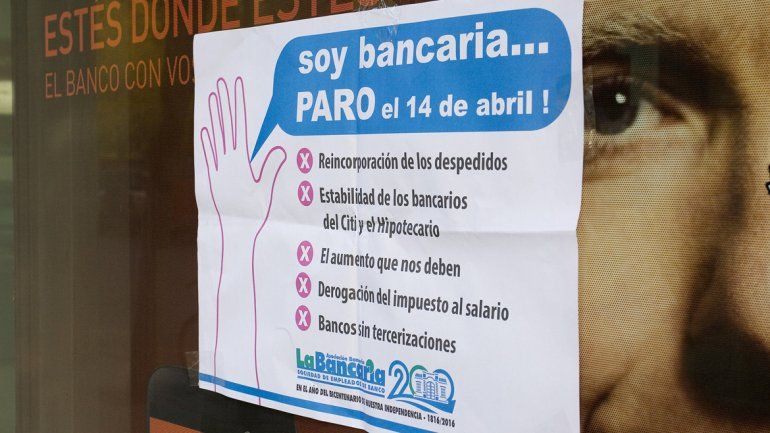Hoy no habrá bancos por un conflicto salarial