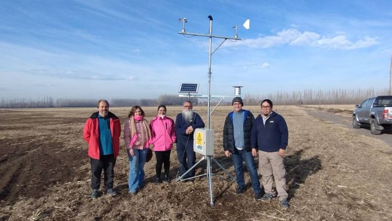 Instalaron cuatro nuevas estaciones de medición del tiempo en el Alto Valle. Instalaron cuatro nuevas estaciones de medición del tiempo en el Alto Valle.