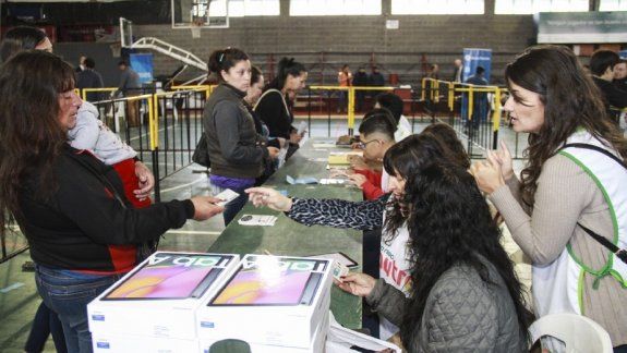 Empezó la entrega de tarjetas Alimentar en Río Negro