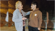 “Tengo la foto juntos y la voy a guardar para no olvidarme de tu cara. Te voy a agradecer eternamente” indicó Mónica muy agradecida.