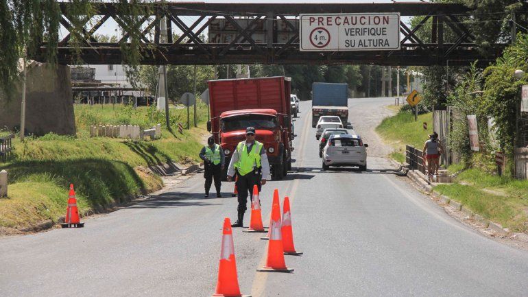 Trabajaron rápidamente para reparar el puente y reanudar el servicio del tren.