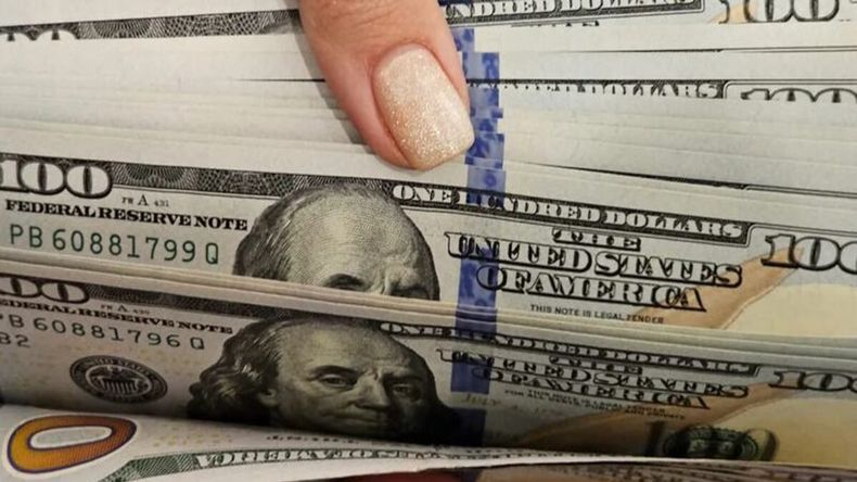 En baja: a cuánto cotiza el dólar oficial este jueves 30 de octubre