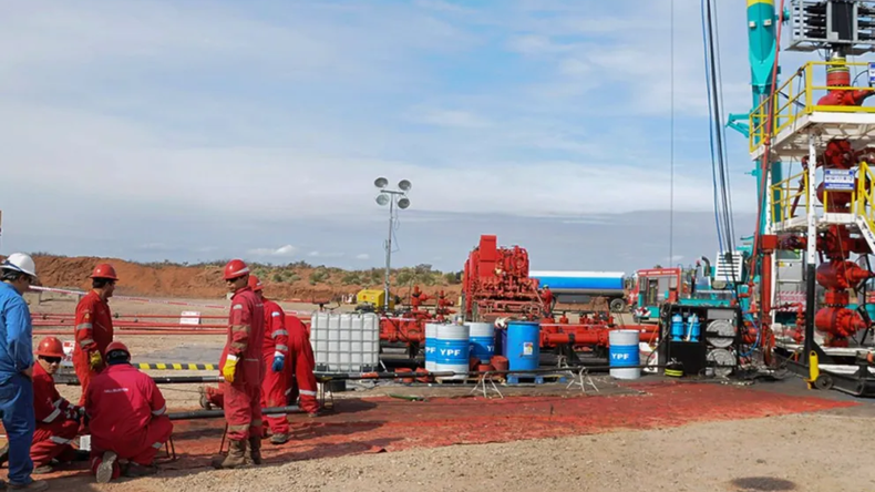 Neuquén se destaca por registrar los sueldos promedio más altos de todo el país. | LMCipolletti.com Neuquén se destaca por registrar los sueldos promedio más altos de todo el país.