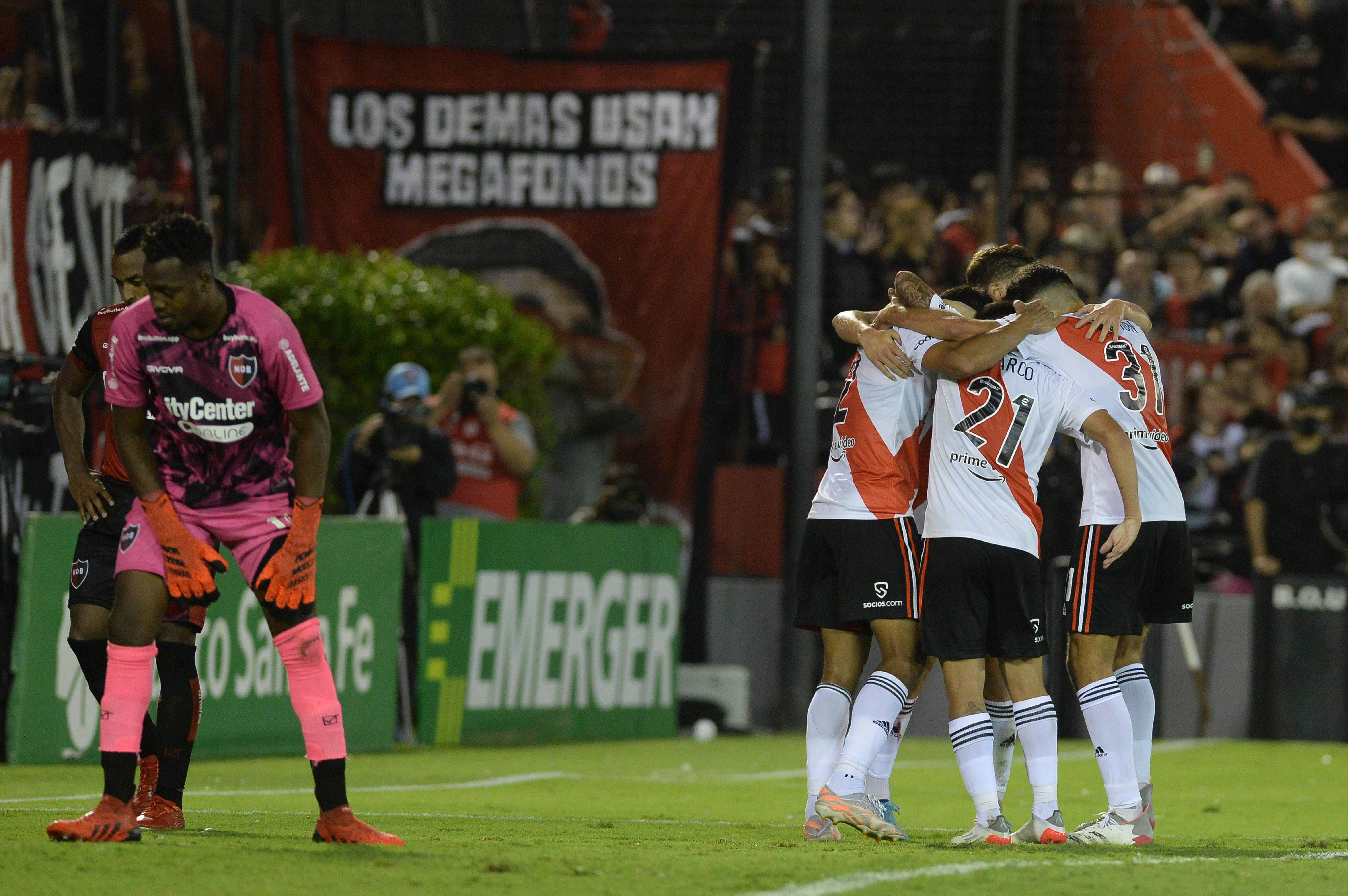 El golazo de Juanfer y Vignolo ¿le arruinó la carrera a ...?