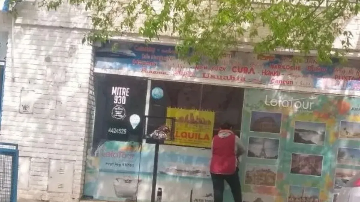 La empresa Lola Tour quedó en el centro de los reclamos a partir del cierre de su local comercial.
