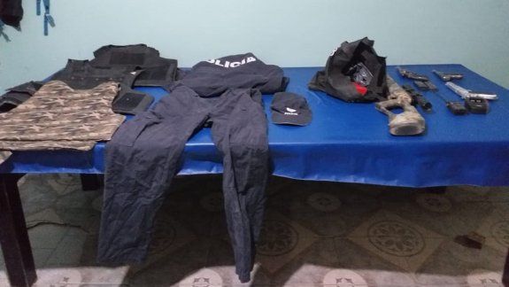 Paseaba por Roca armado y la Policía lo atrapó
