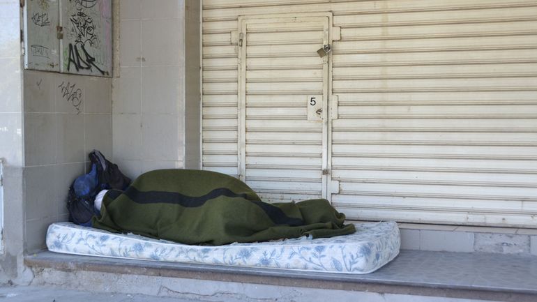 Radiografía de la calle en Cipolletti: más de 30 personas viven sin techo